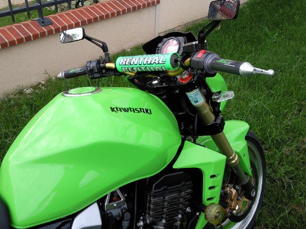 Z1000 02.jpg