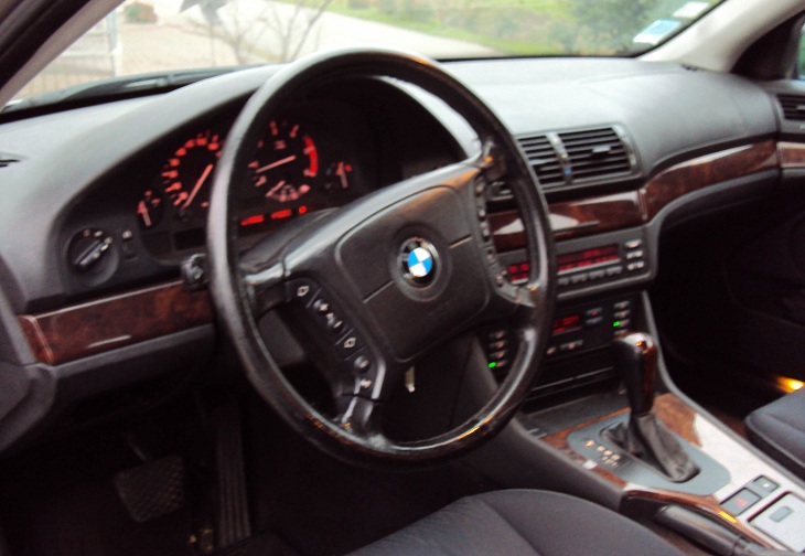 BMW-530D-16(2).jpg