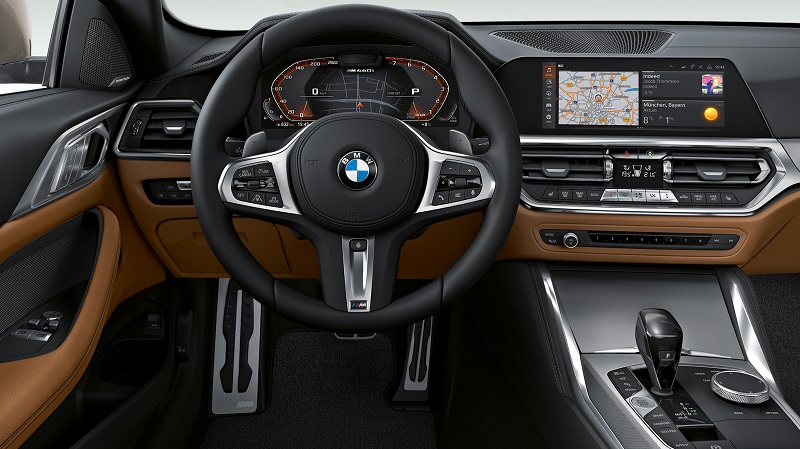 bmw-4-series-ag-highlights-mg-interieur-desktop-01.jpg