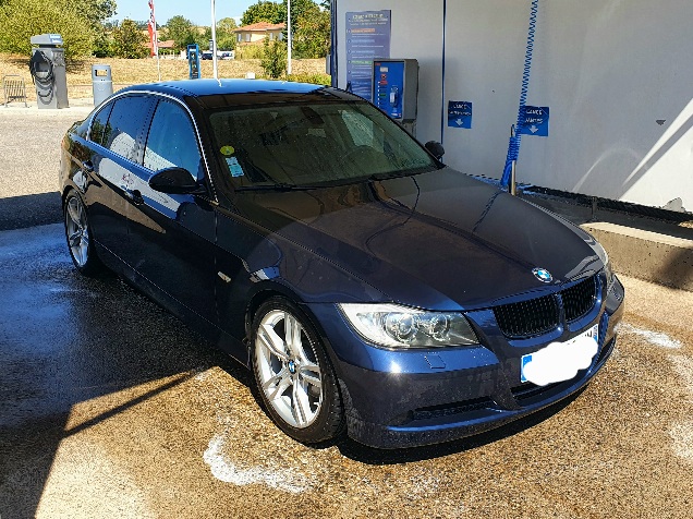 330i 2.jpg