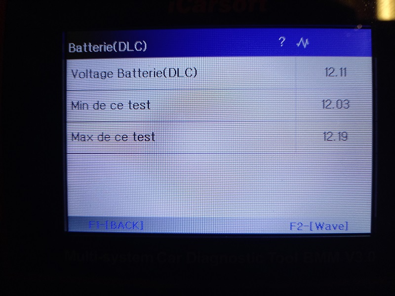 tension batterie moteur a l'arret depuis 15mn