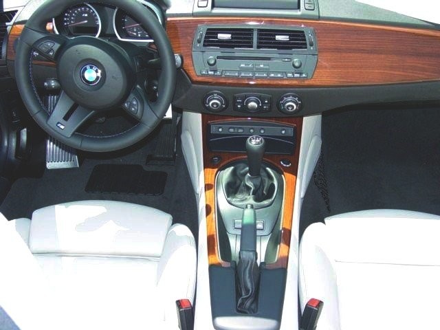 z4e85Mmadeira_gr.jpg